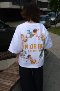 Футболка "WIN OR BUST"