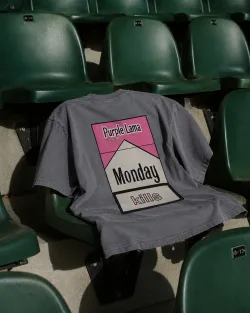Футболка "MONDAYS KILLS"