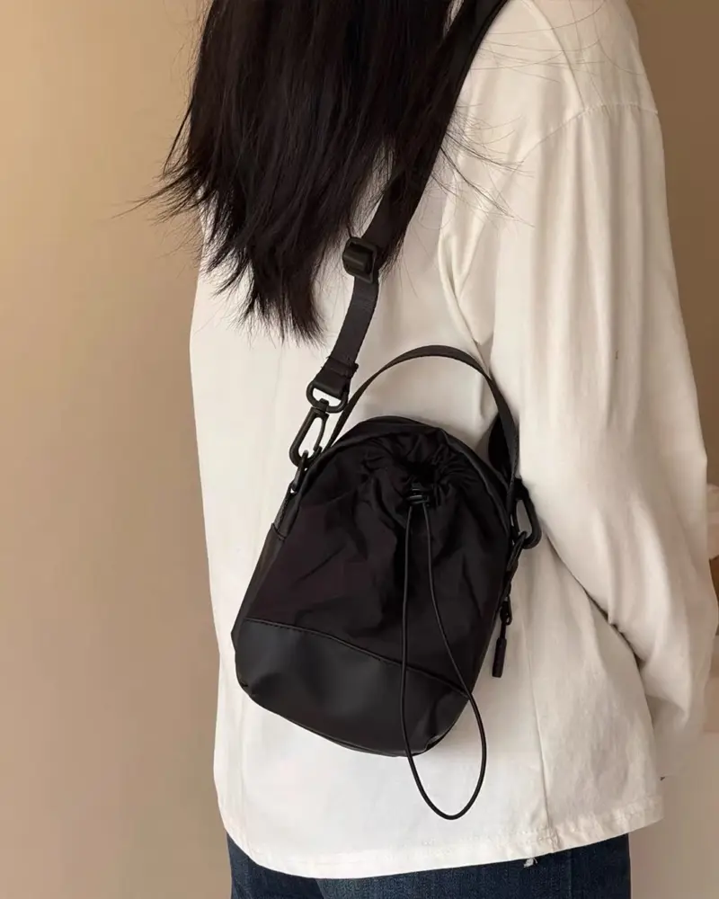 Месенджер "Trail Pocket"
